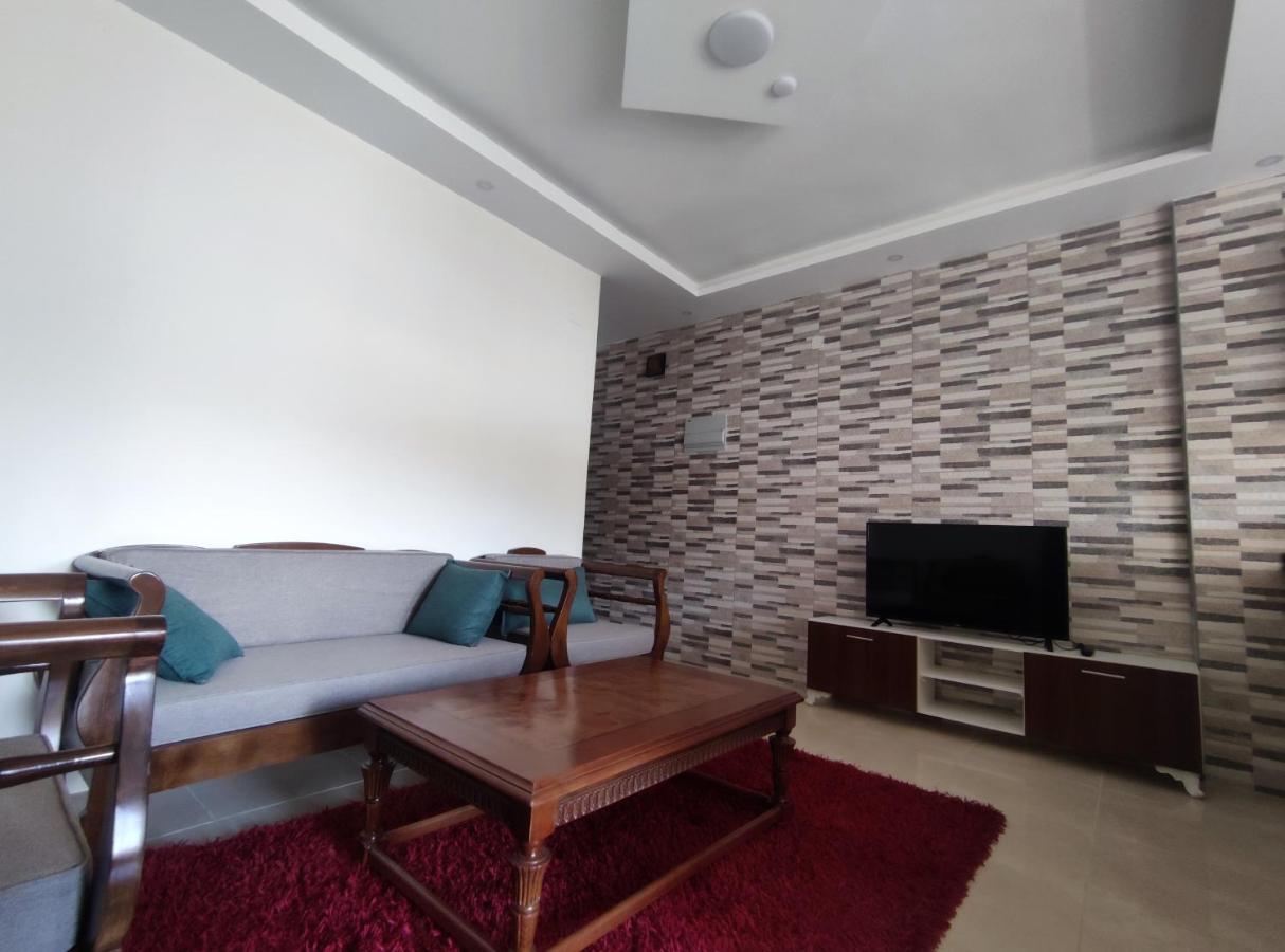 Red Rose City Apartment Wadi Musa Exteriör bild